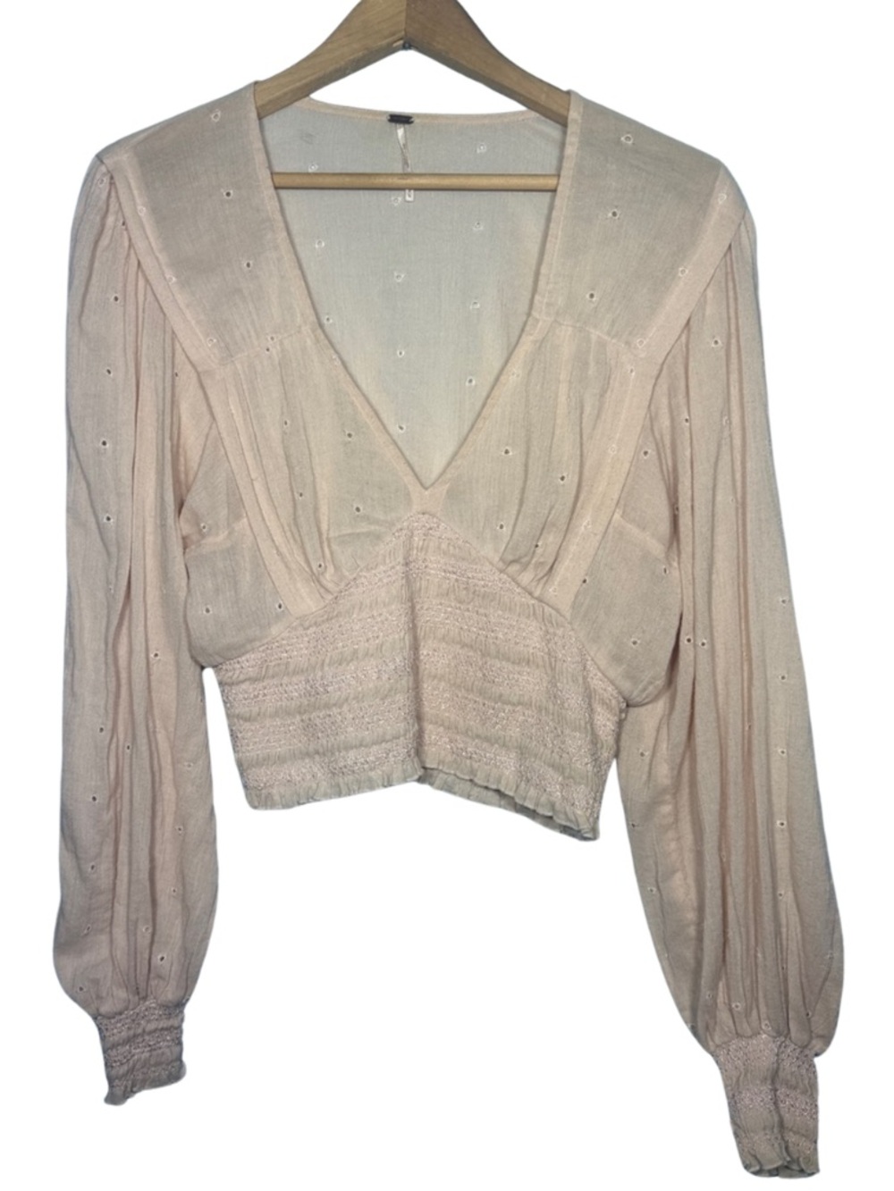 Free People Blush Pink Eyelet Smocked Waist Blouse Size Medium Feminine - Picture 1 of 8